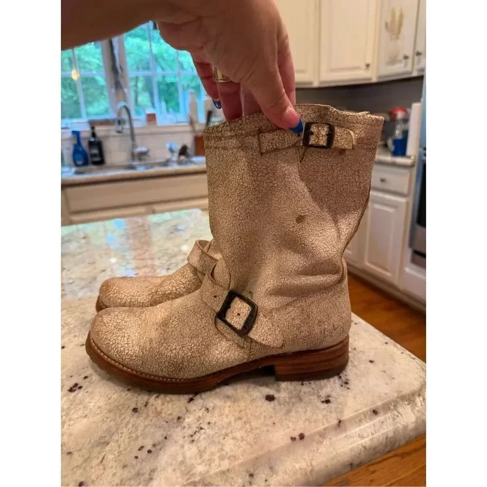 Frye Women’s Veronica Cracked White Distressed Leather Sz 10 EUC